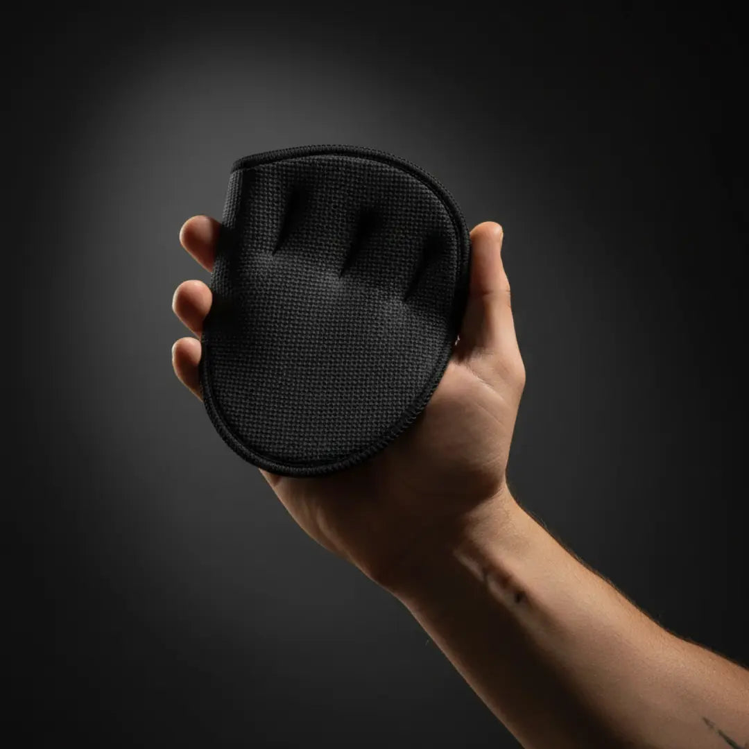 Profesyonel Sporcu El Tutma Pedi Oktoria